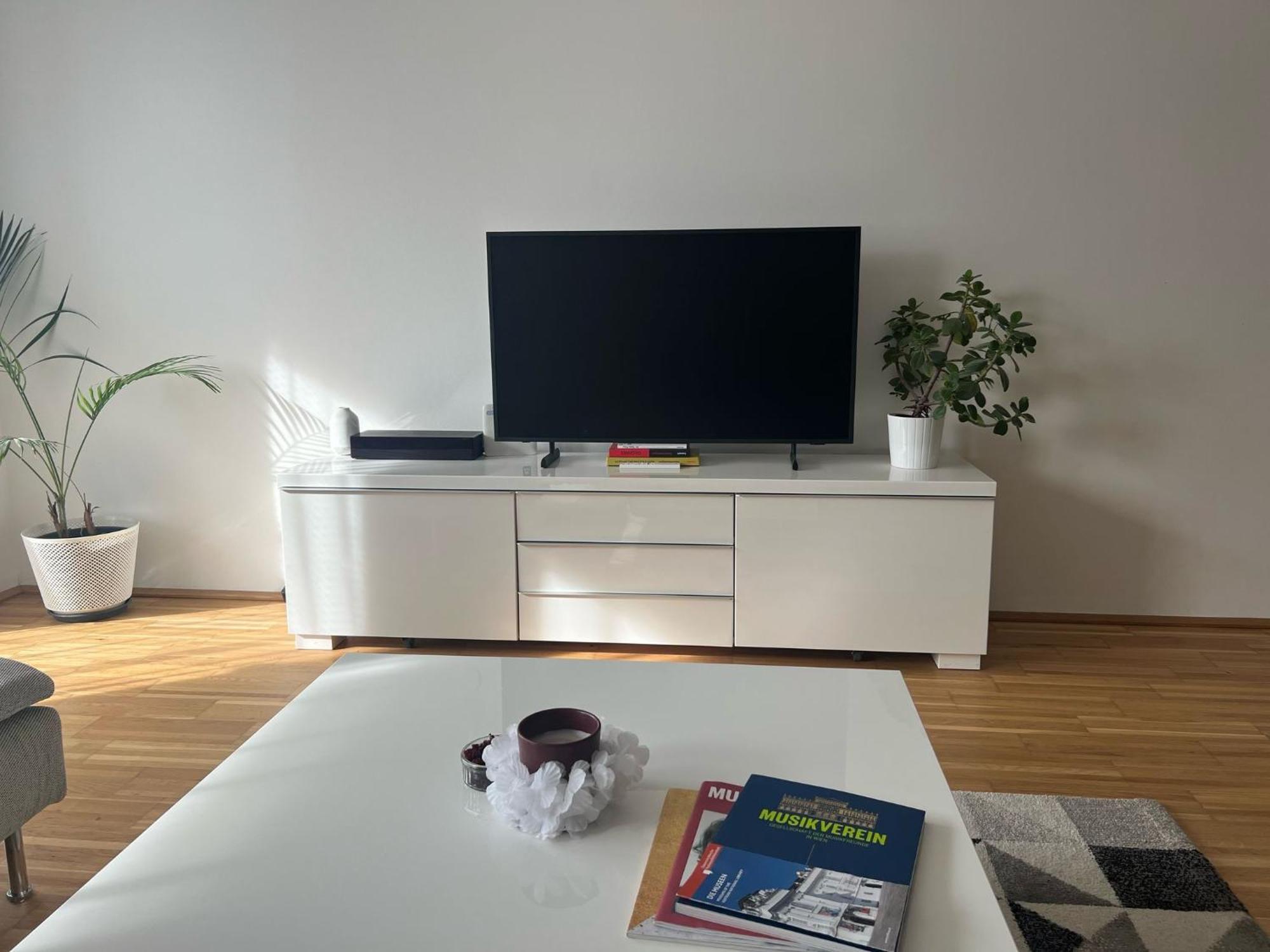 Apartment Wien - Favoriten Buitenkant foto